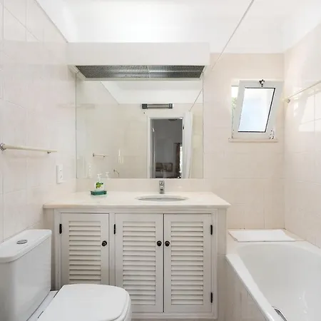 Апартаменты Charming Balaia Golf Village - Sleeps 6 *